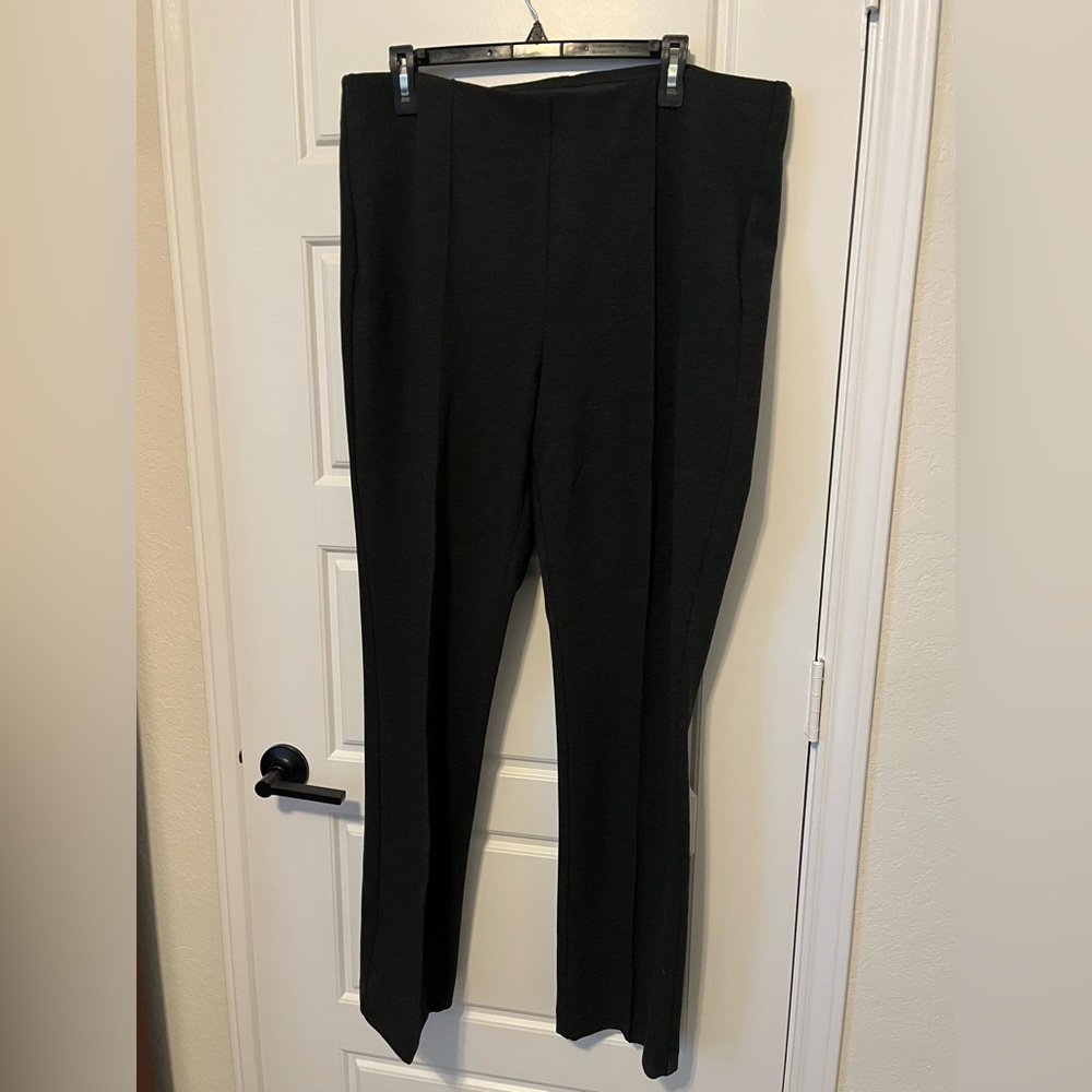 Chicos Pull On Knit Pants Size 2.5R - Charcoal Grey - 14 Regular